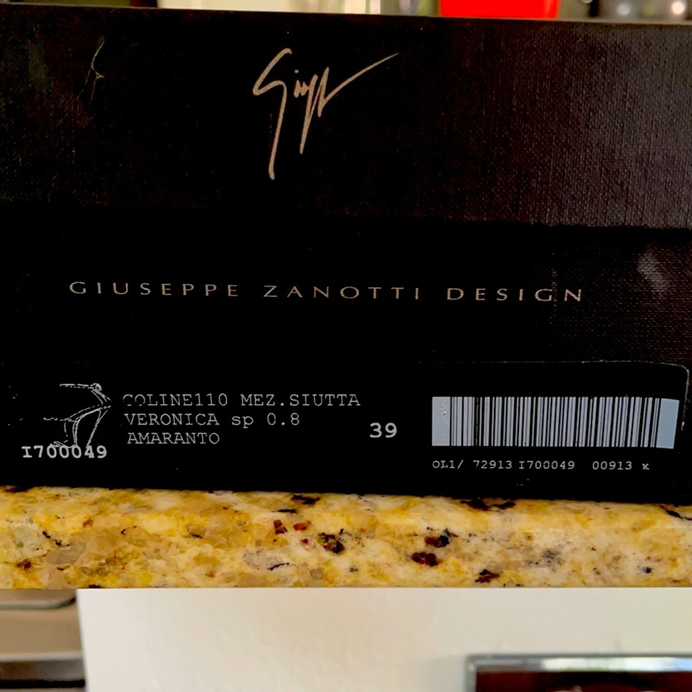 Giuseppe maroon velvet high heels